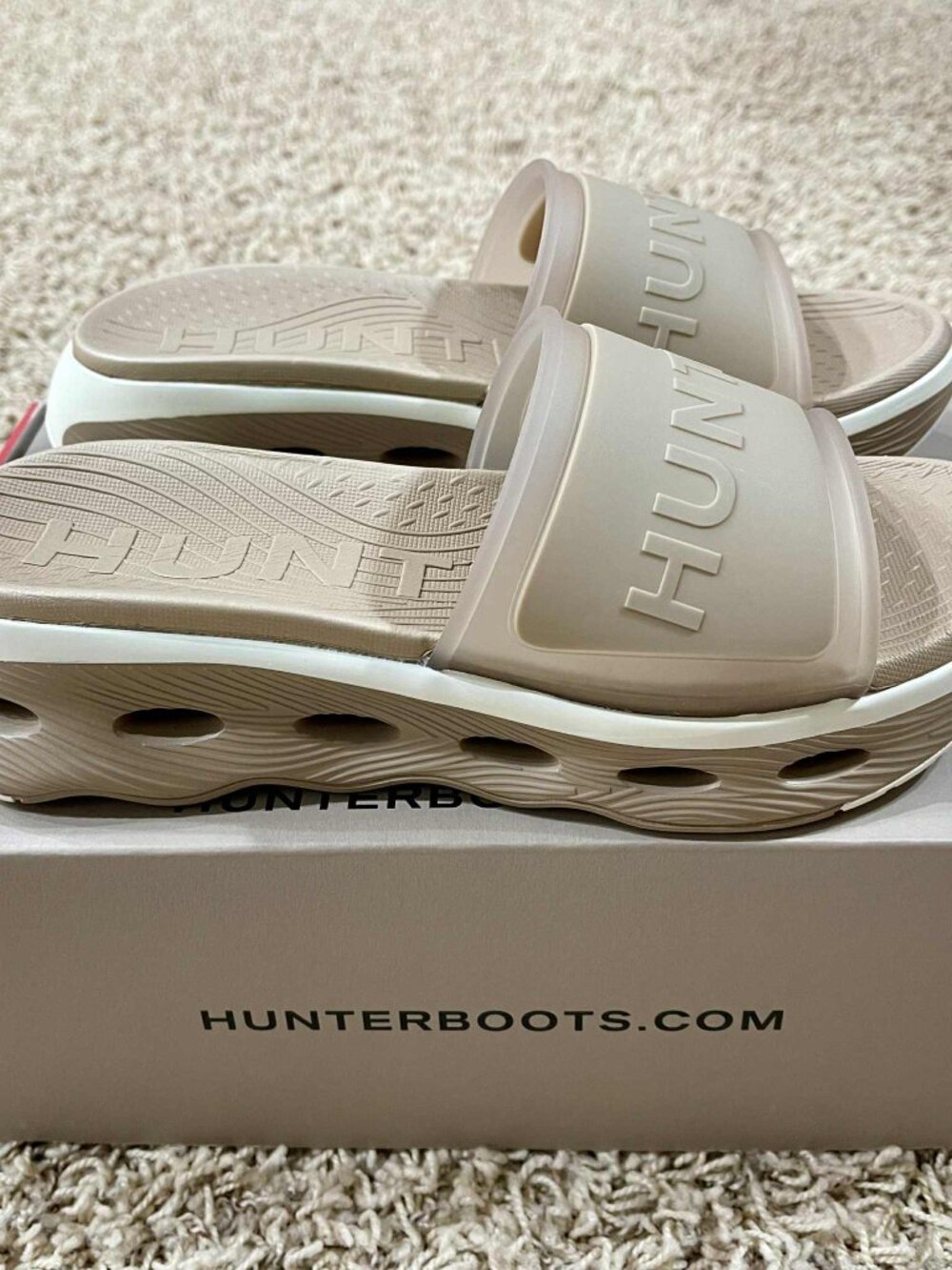 Hunter Women's Geneva Square-Toe Slip-On Sandals Shoes, Size 7M (New)